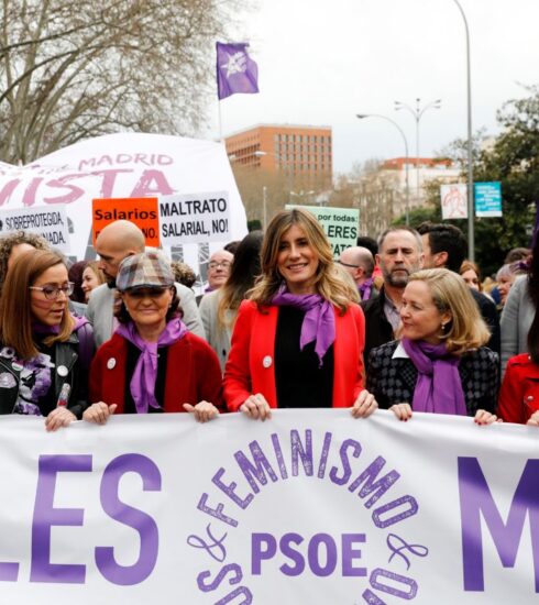 El 67,3% quería que el Gobierno se anticipara con medidas estrictas contra el coronavirus antes de la alarma, según el CIS