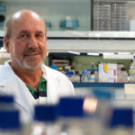 El científico español que busca una vacuna con el virus de la viruela: “No tiene efectos adversos y vale para todas las edades”