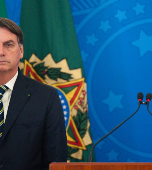 Twitter elimina publicaciones sobre coronavirus del presidente de Brasil, Jair Bolsonaro